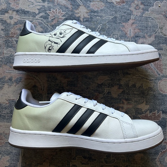 Men’s Adidas sneakers Star Wars edition. Size 14. Great condition. Worn once - Picture 4 of 9